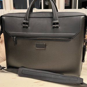 NWT- TUMI CFX Carbon Fiber Grays Slim Laptop Travel Briefcase
